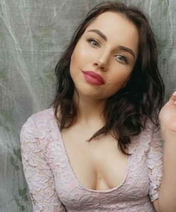 Галя, 25